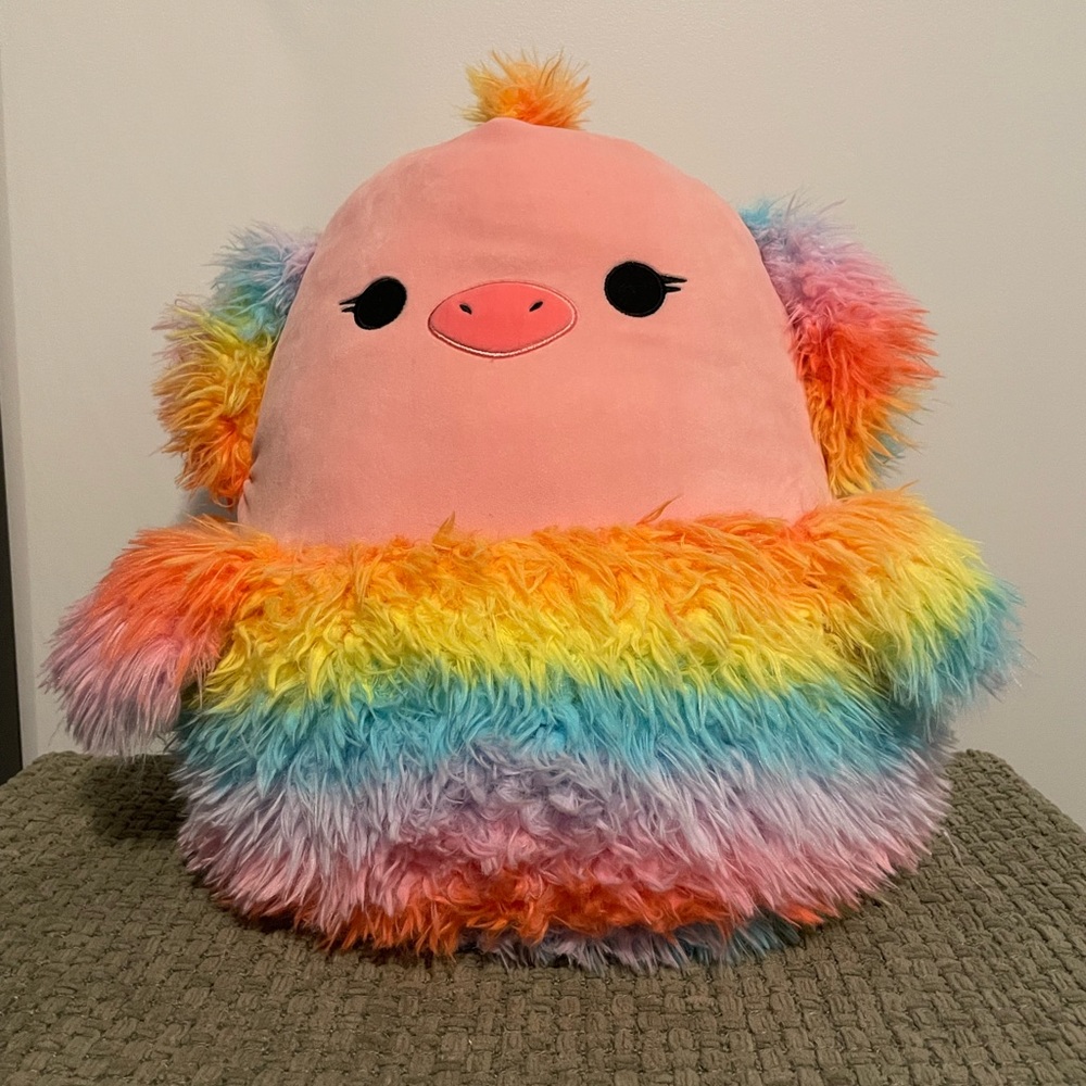 Elda Squishmallow